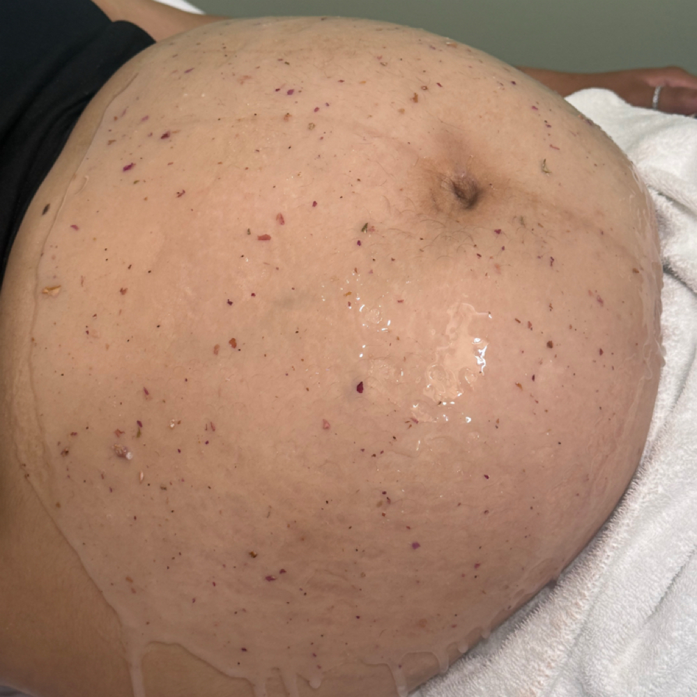 Belly Facial at Chic Claws in Chicago, IL