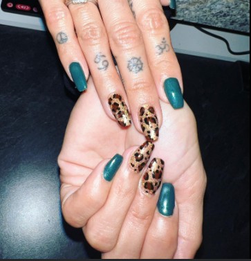 Intermediate Nail Art