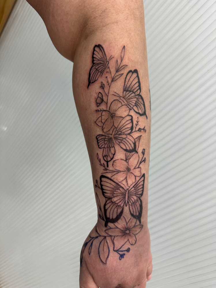 Large Custom Tattoo (FULL DAY)