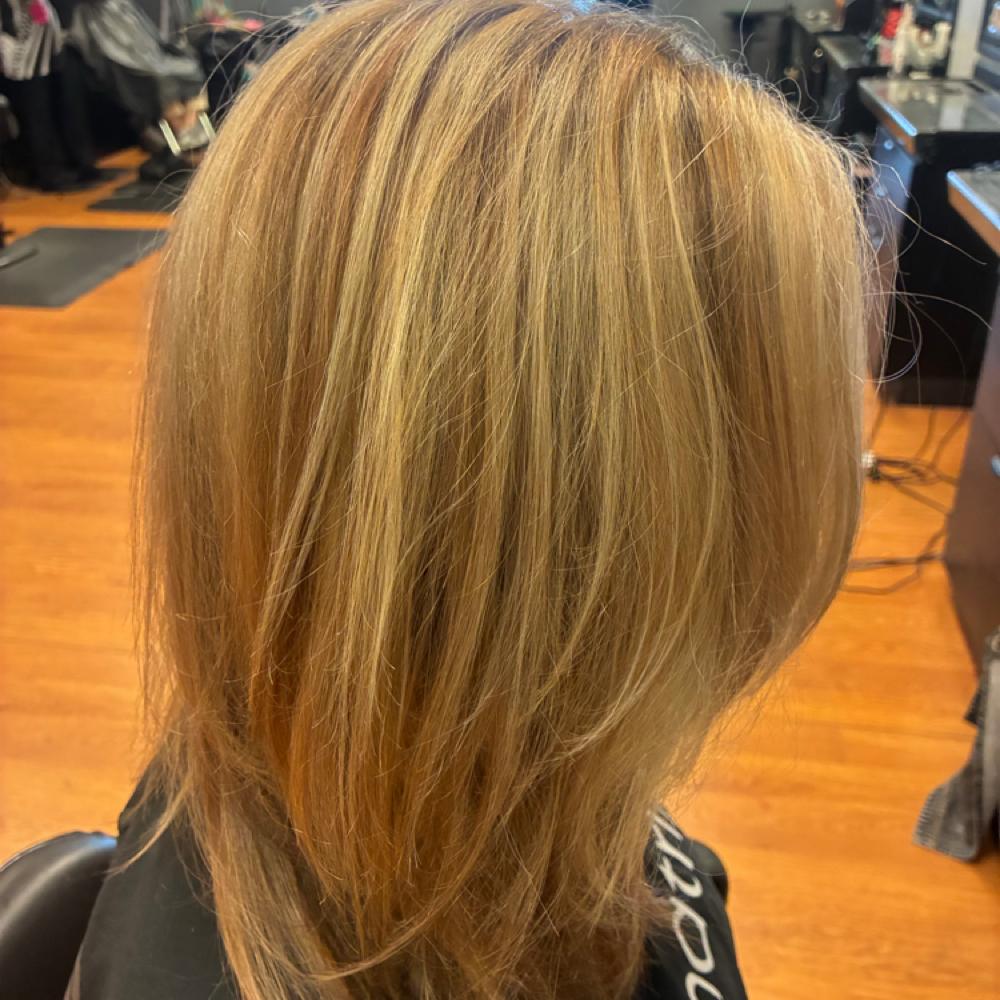 Cut/color/mini foil at Kelly Earick @Four Petals in Dayton, OH