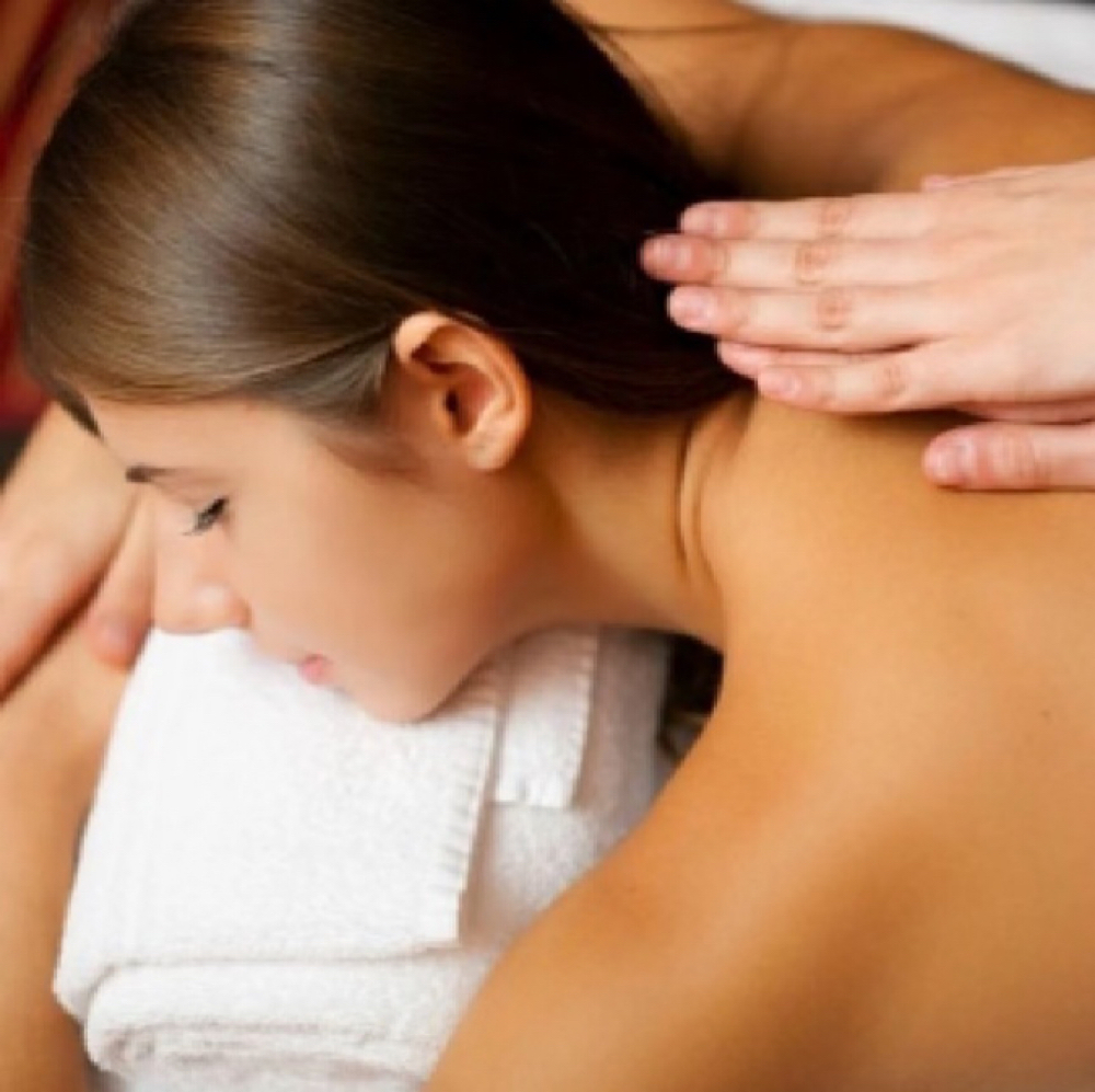 45 minutes full body therapy at RS Head Spa & Body Massage in Seattle, WA
