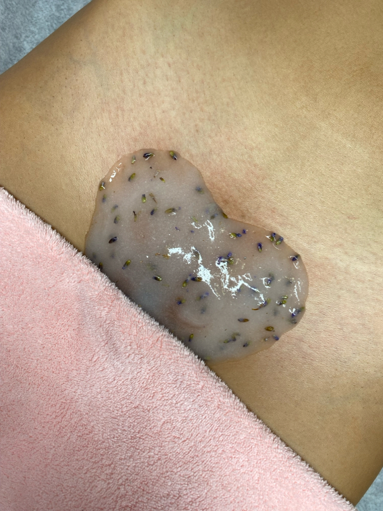 Brazilian Wax + Brow Wax