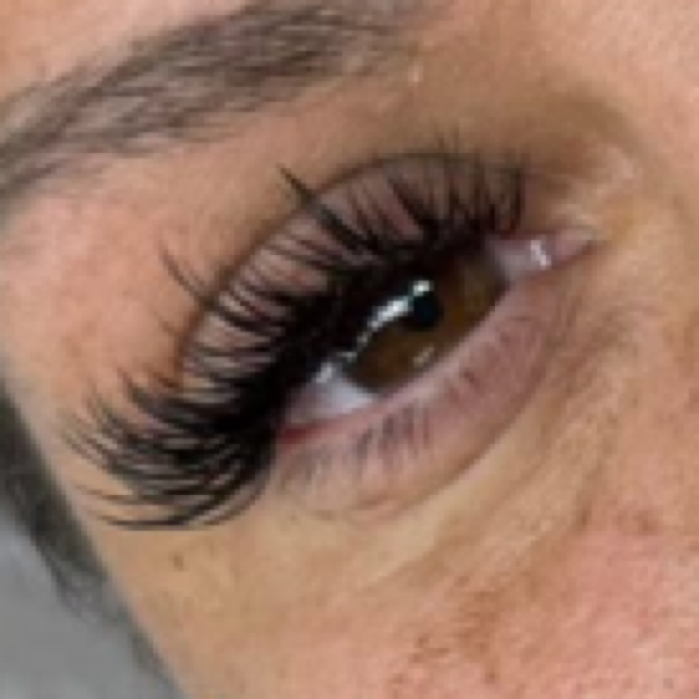 Minklash Extension Full Set Hybrid at Waxed Skyn in Cincinnati, OH