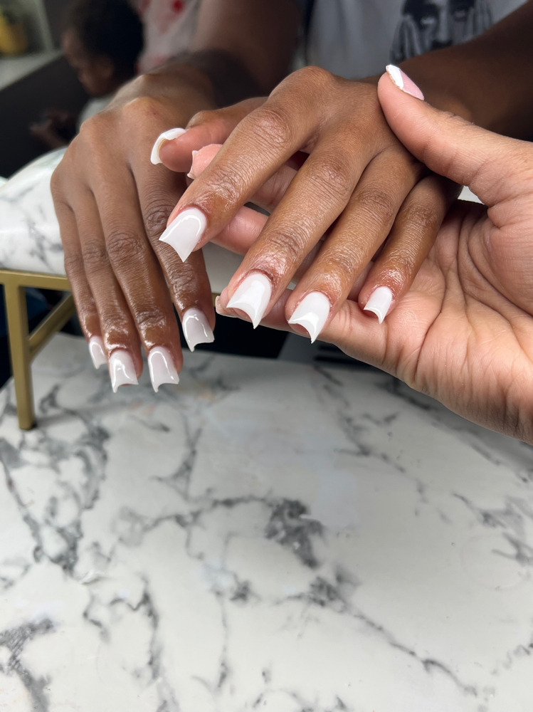 Full Set Of Short Nails at The Beauty Nook in Tampa FL, FL