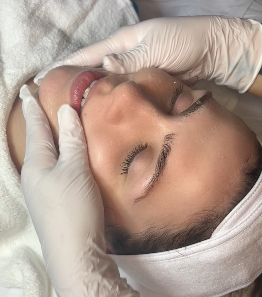 Classic Facial