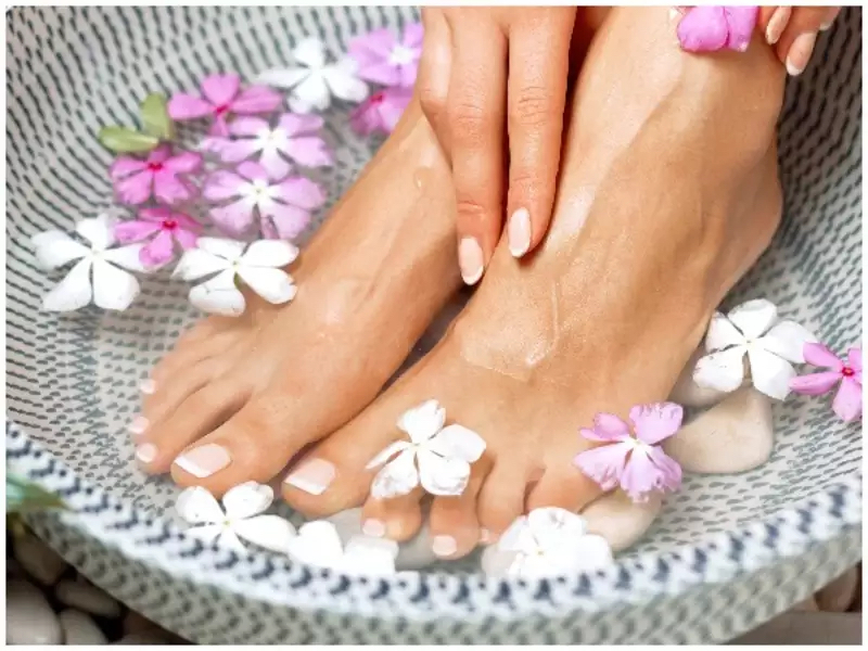 Deluxe Pedicure