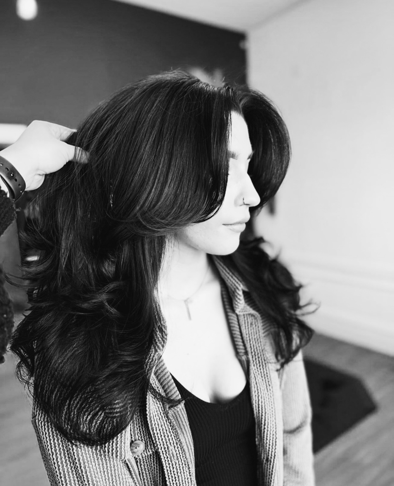 Womens Hair Cut W/ Blowout Curls