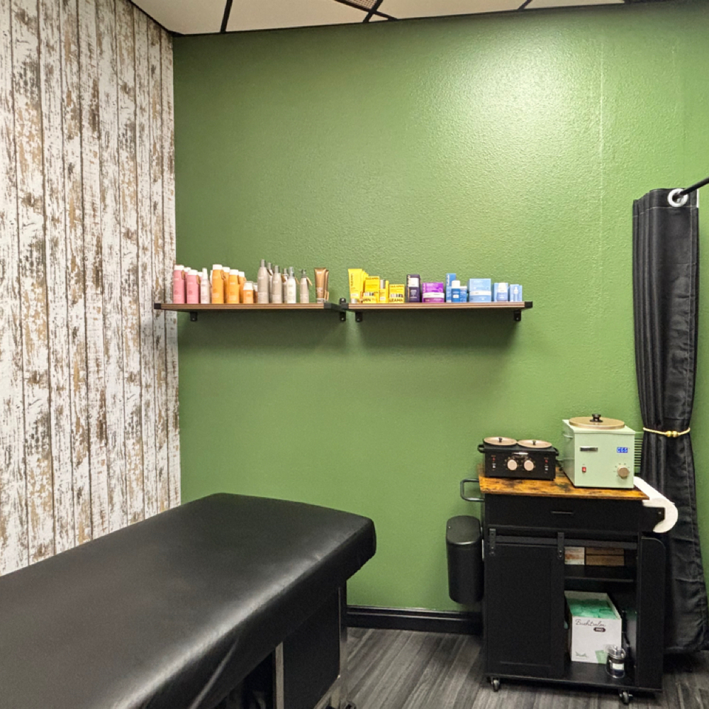 Poduct Pickup at Loonlight Wax Spa in Chanhassen, MN