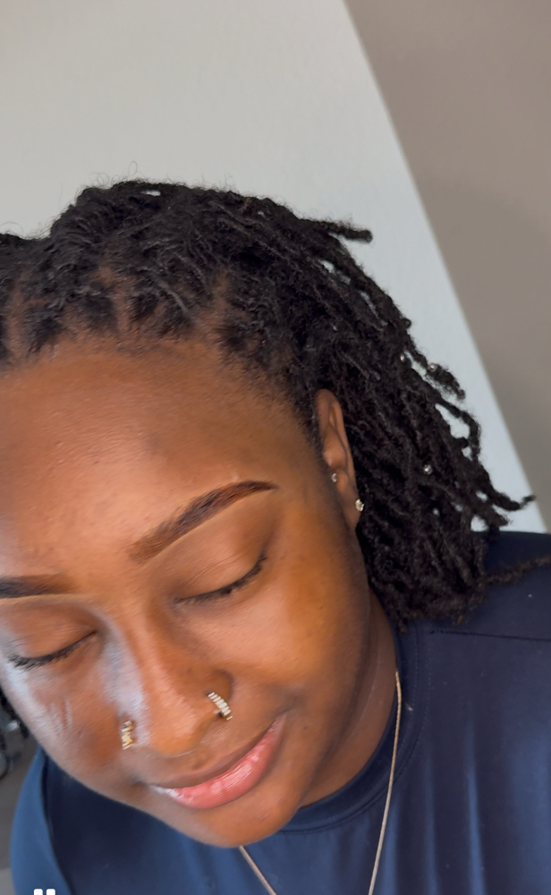 Eyebrow Tinting