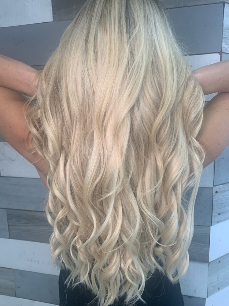 Custom Highlights And Blonding