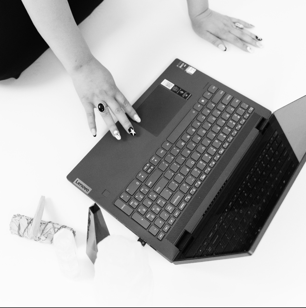 1:1 Coaching Call at Yelis Creates Beauty in Fresno, CA