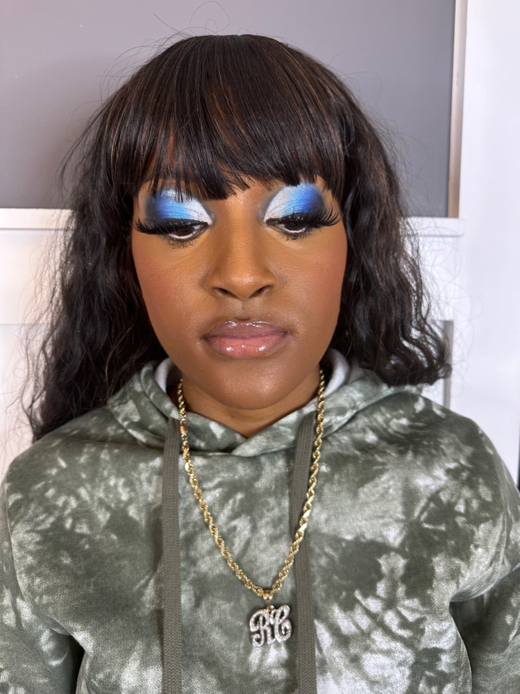 CUT CREASE GLAM