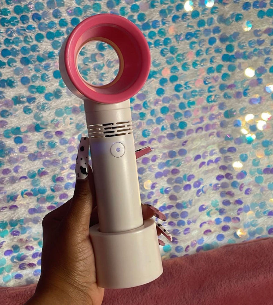 Bladeless Fan For Drying Lashes