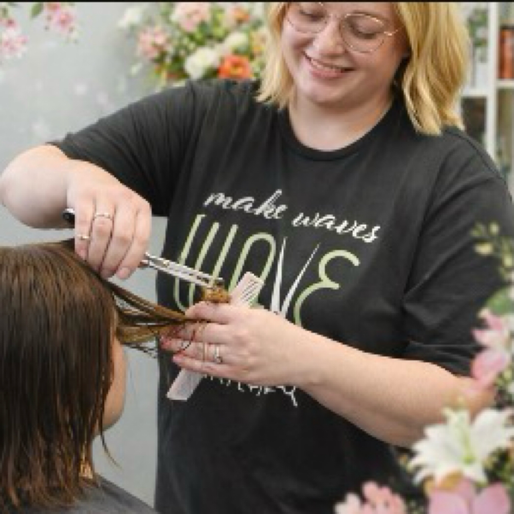 Haircut w/ Kristina at WAVE Hair Studio in Beaver Dam, WI