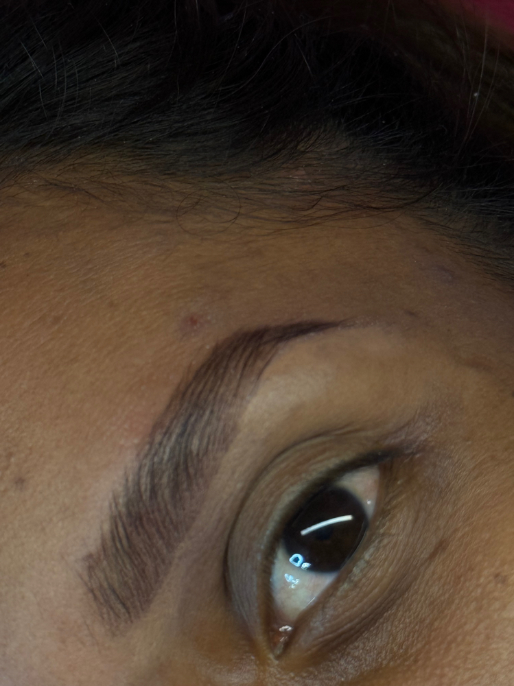 Brow Tint And Threading