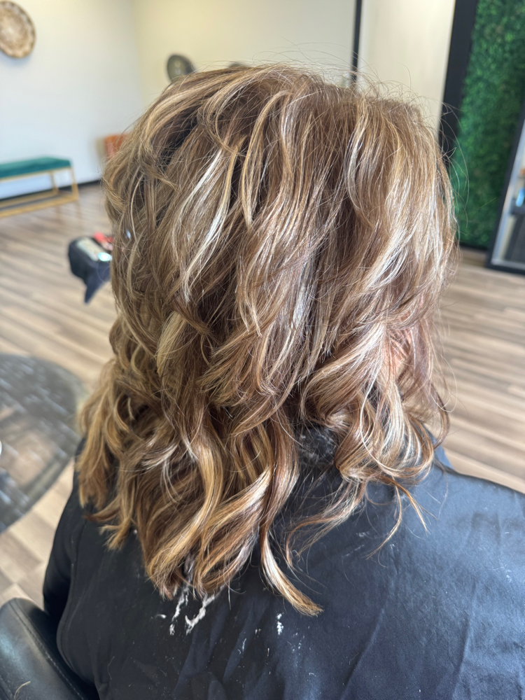 Root Retouch with Full Highlight at Hair By Kacia in Chillicothe, OH