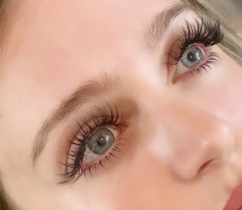 Bottom Lashes