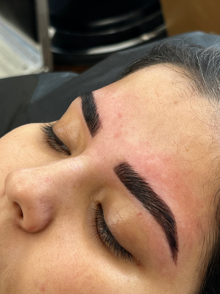 Eye Brow Wax / Tint / Lamination