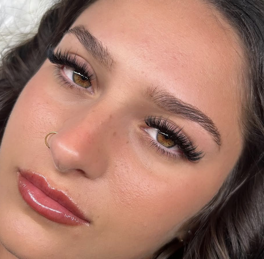 CUSTOM FULL LASH SET