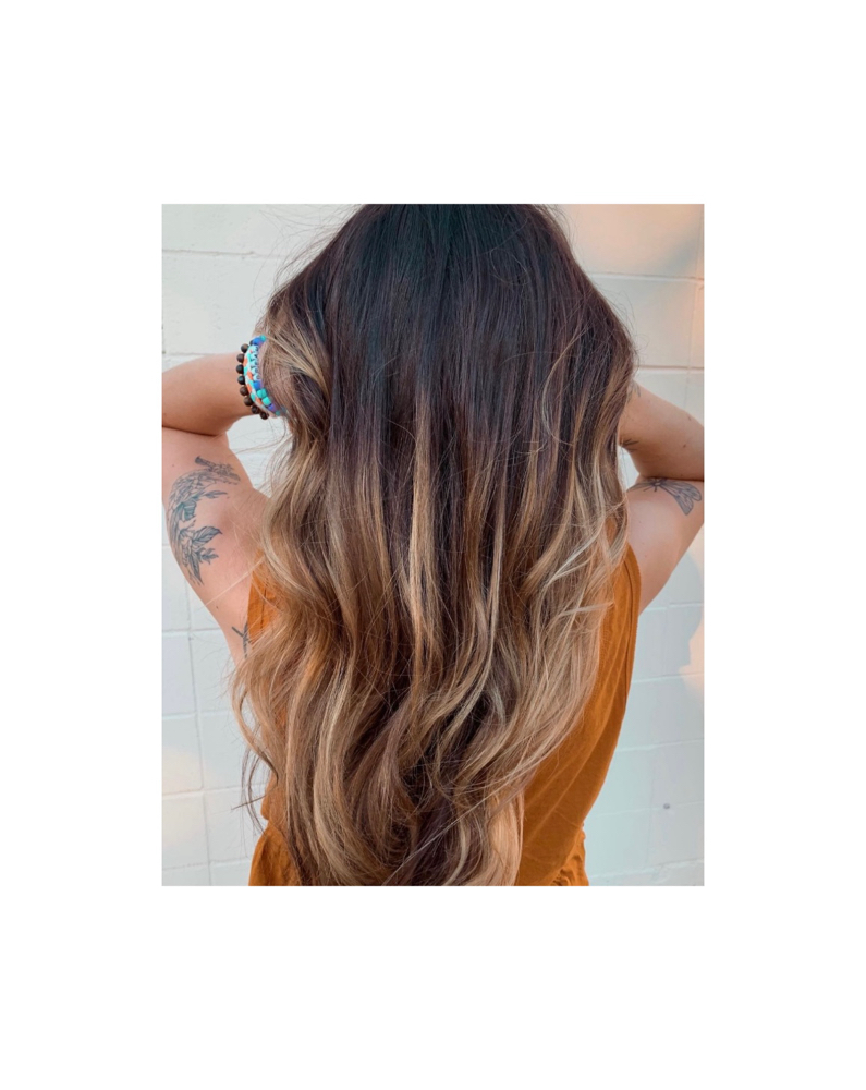 CUSTOM COLOR & HAIRCUT