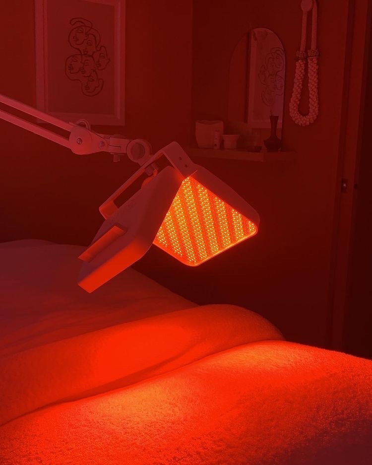 Anti Aging LIGHTWAVE Therapy