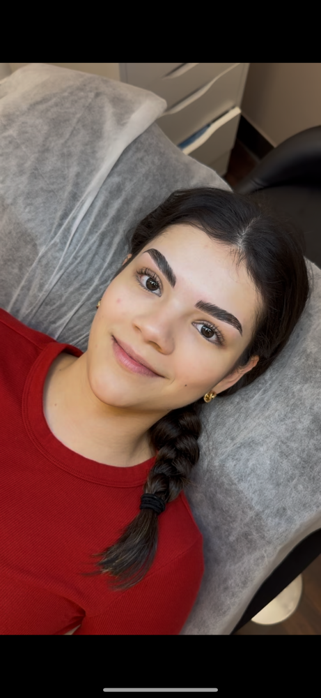 EYEBROWS LAMINATION