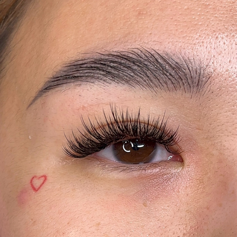Wispy Set at Q Atelier Beauty in Alpharetta, GA