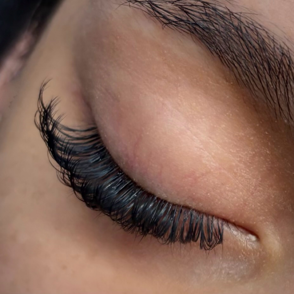 Lash Refills W/ Stephanie 💕 at Rose Gold Lash in Centerline, MI