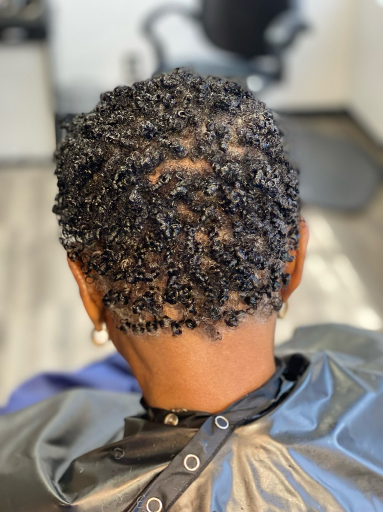 Wetset Comb-Out at Lovelys Hair Gallery in Southfield, MI