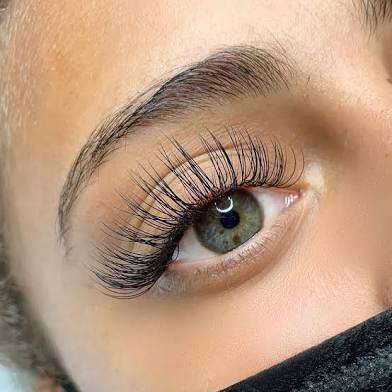 **LASH EXTENSION SALE