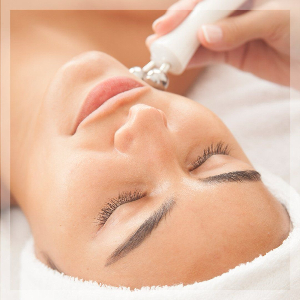 Glow alchemy microcurrent lift facial