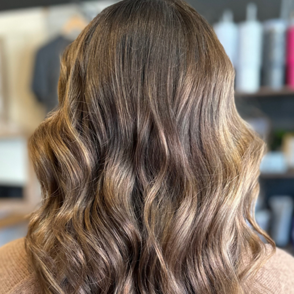 Root Melt/Tap at hair x sydney shurtleff in Smithville, MO