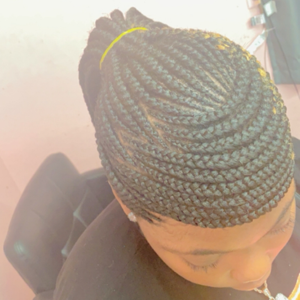 Cornrow at Mary Hair Braiding Cincinnati in Cincinnati, OH
