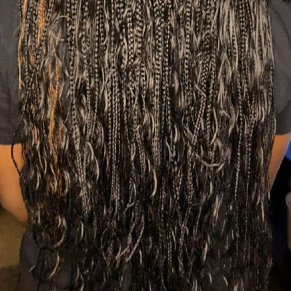 Braids Up Charge at Tishabeautynhair in Lorain, OH
