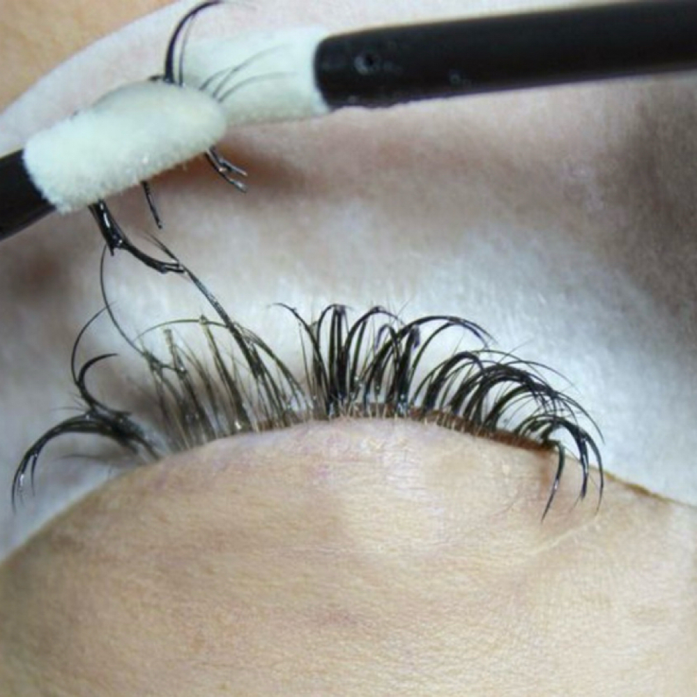 Lash Removal at Lavishlashesbymaggi in Rogers, AR