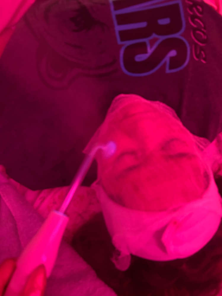 Facial Reactive Skin