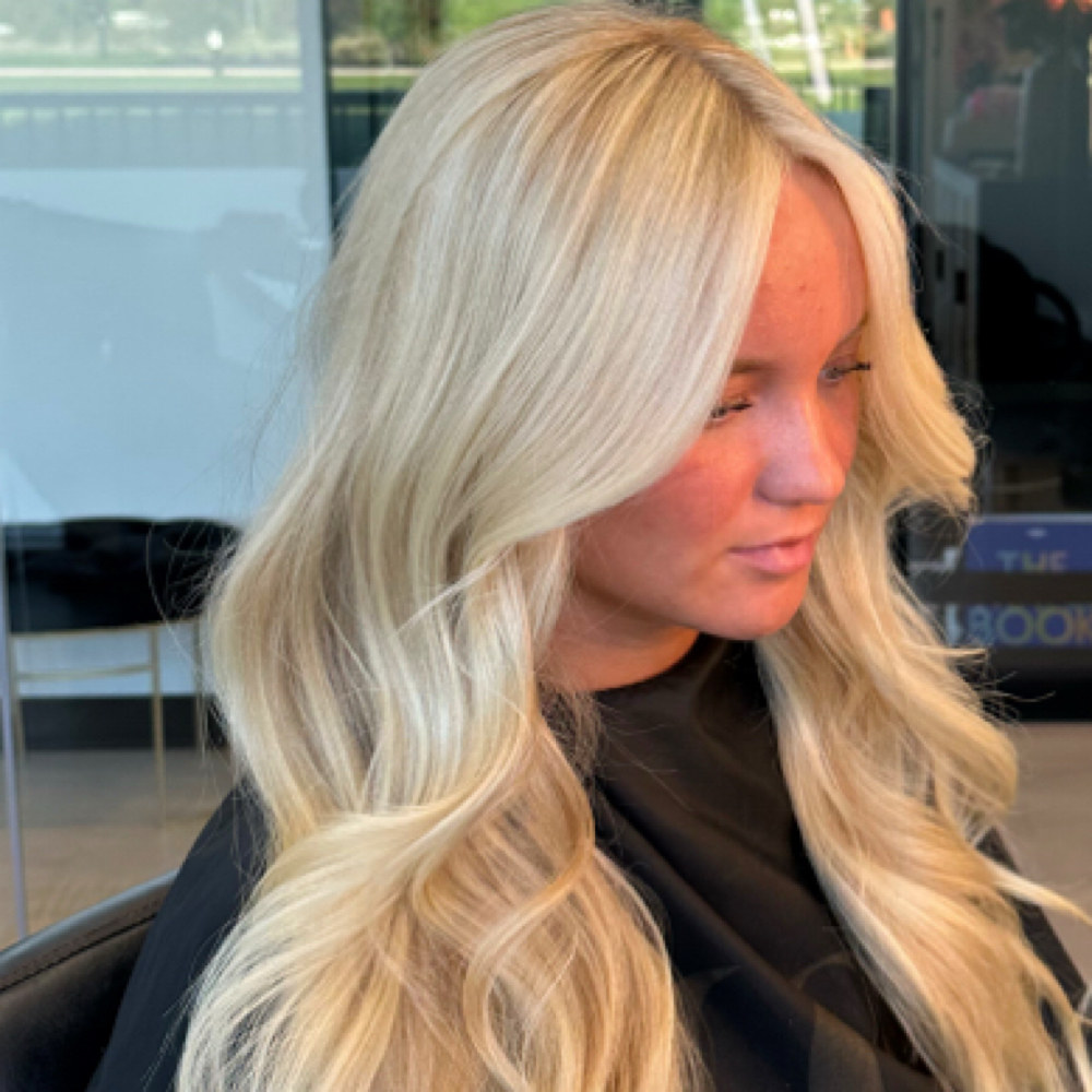 Dry Haircut at ManeMuseKC in Overland Park, KS