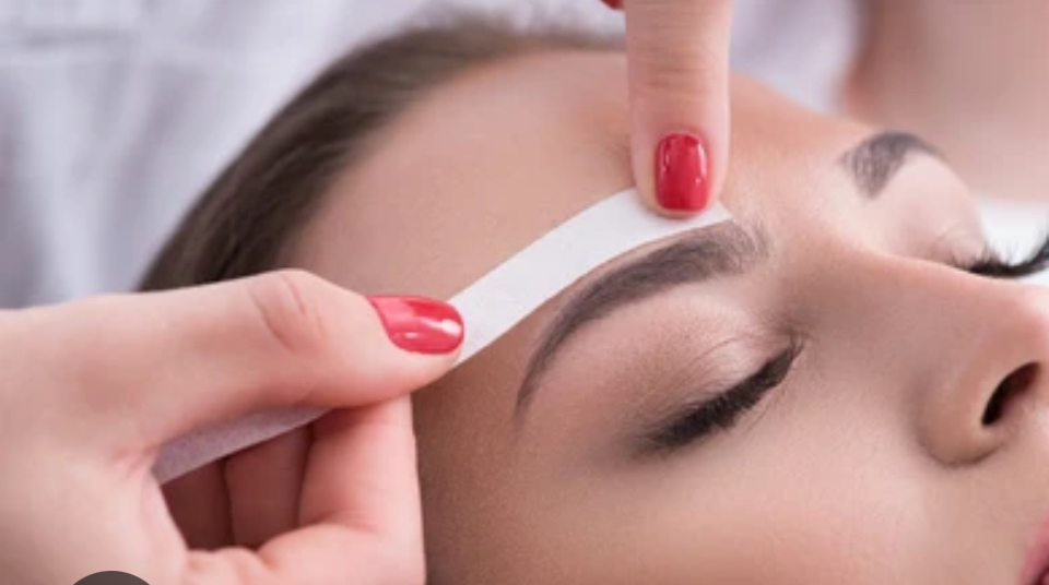 Eye Brow Waxing
