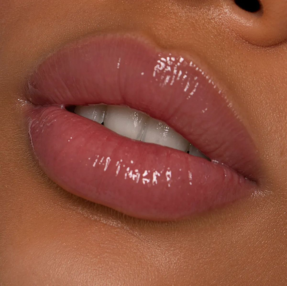 Lip Wax *Add On Service Only at Silhouettes Aesthetics in Hesperia, CA