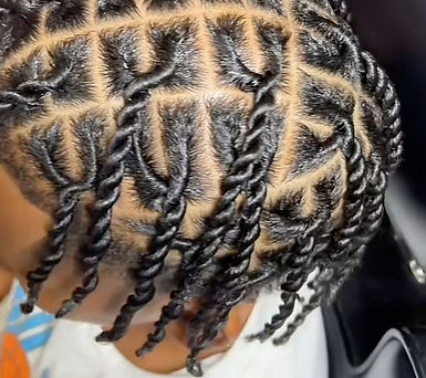 TOP HAIR BRAID/TWIST