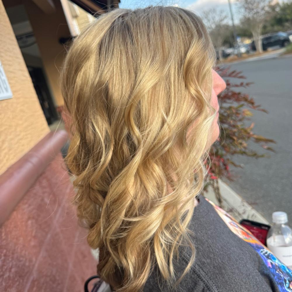 Blowouts at KRR Beauty Bar in Fruitland Park, FL