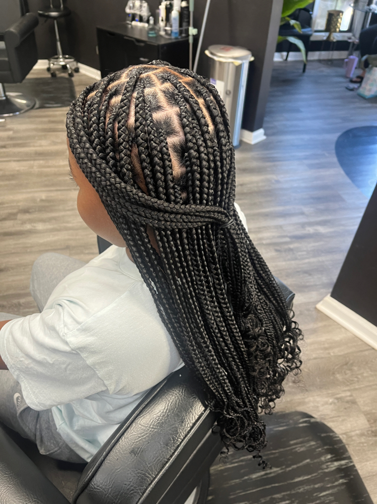 Medium Knotless Braids