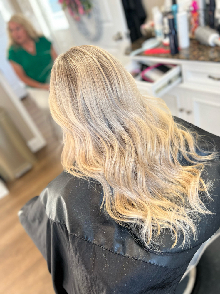Halo Blonding / Half Highlight