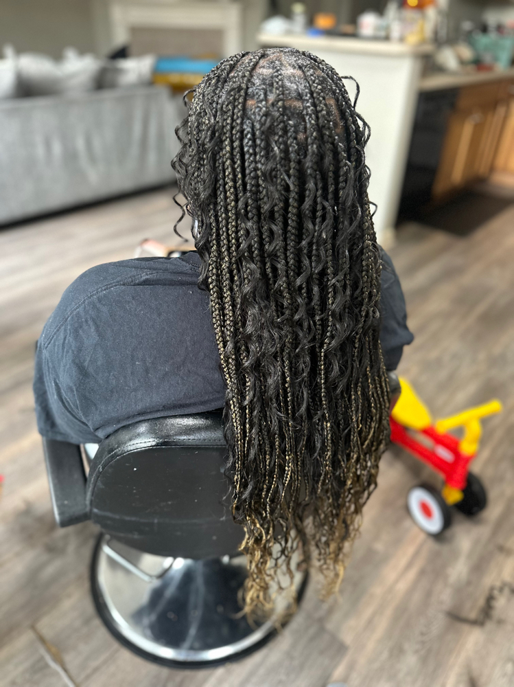 Teen Boho Knotless at Braided By Ke in Memphis, TN
