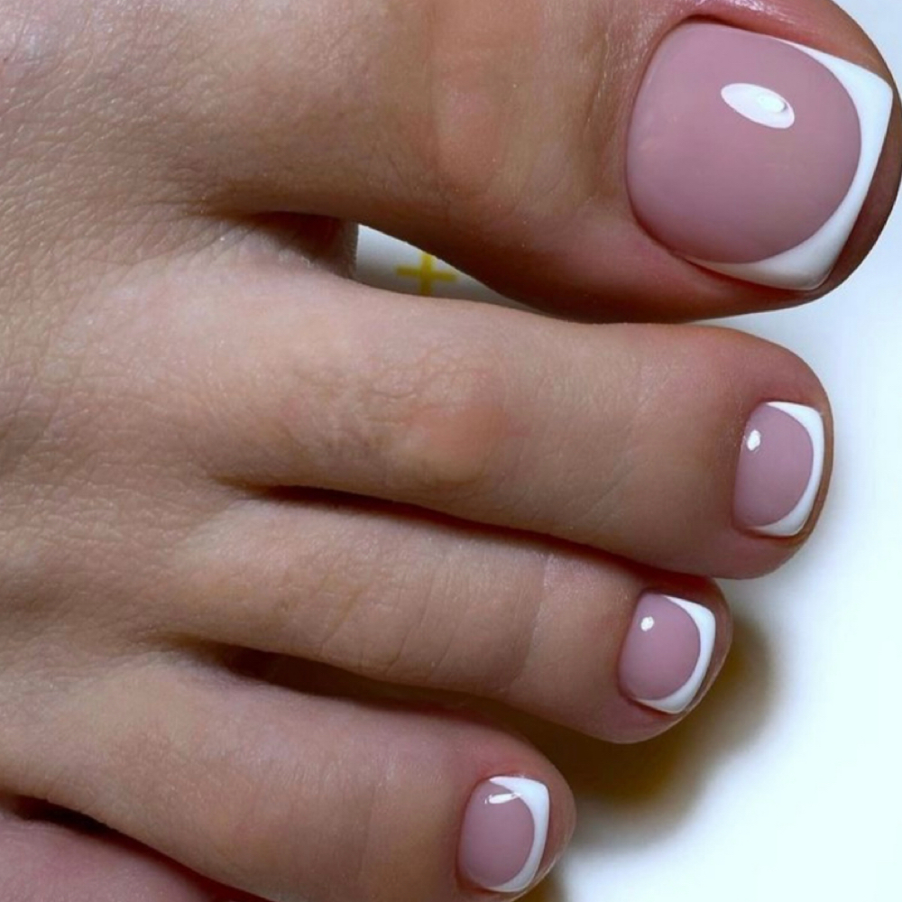 Full Set Feet With Gel Polish at Jaleisha’s Nail Salón & Spa in Vega Alta, PR