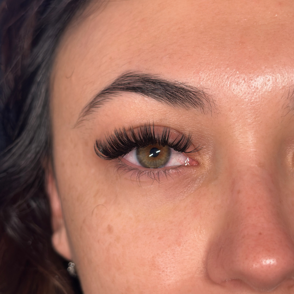Eyelash Extensions Refill at kellyrosebeautybar in Newhall, CA