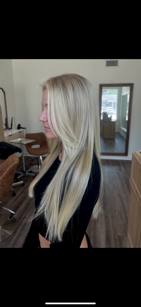 ANNA- full highlight + haircut