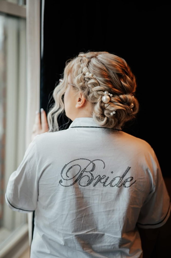 Bridal Hairstyling