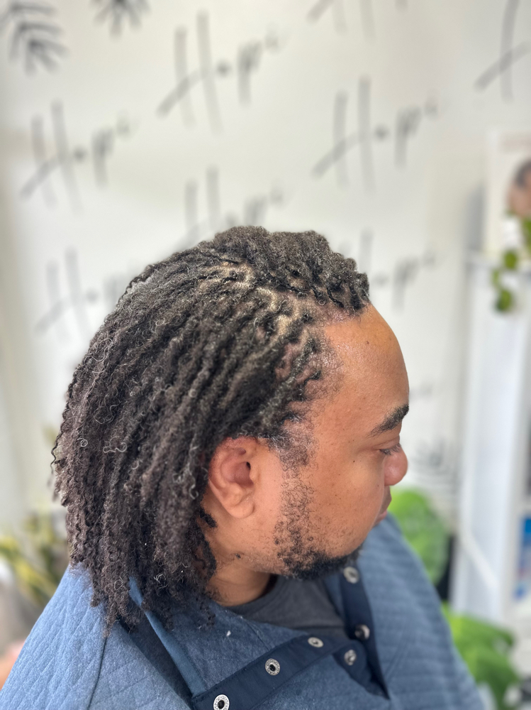 Micro Locs Retwist