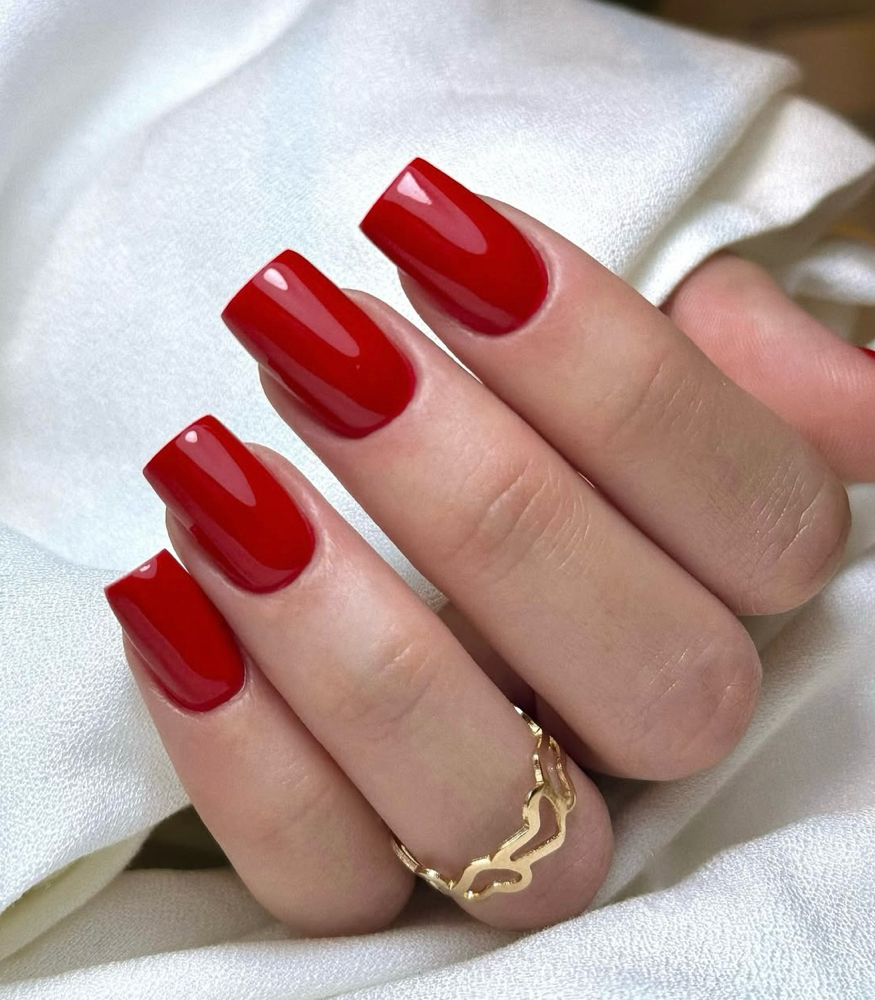 Russian Manicure